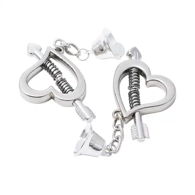 Kiotos - Nipple Clamps Heart Shaped Spring. Metalowe klamerki na sutki w kształcie serduszek. Mechanizm sprężynowy i dzwoneczki