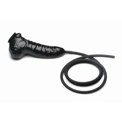 Master Series - Guzzler Realistic Latex Penis Sleeve with Hose. Czarna, lateksowa nakładka na penisa z wężem 122 cm do zabaw z pissingiem