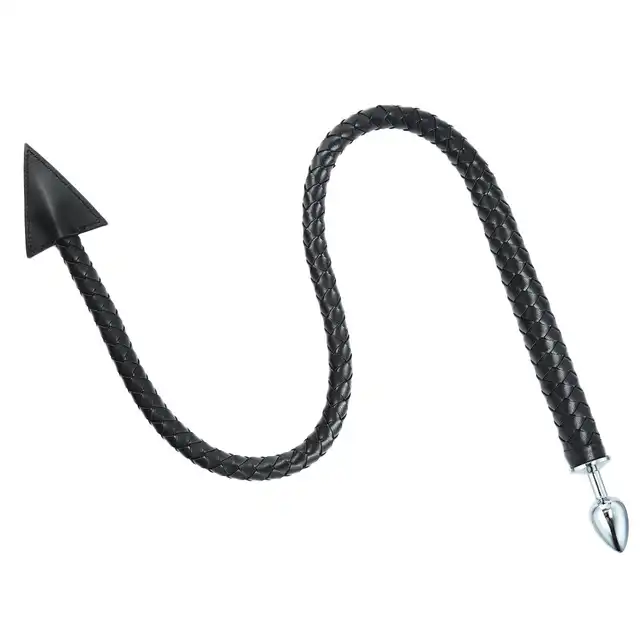 Oproducts - Devil Tail Buttplug and Weaved Whip. Wtyczka analna z batem w kształcie ogonka diabełka. Intrygujący dodatek do sesji BDSM
