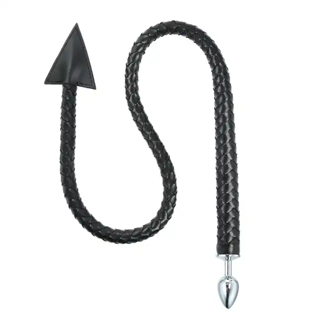 Oproducts - Devil Tail Buttplug and Weaved Whip. Wtyczka analna z batem w kształcie ogonka diabełka. Intrygujący dodatek do sesji BDSM