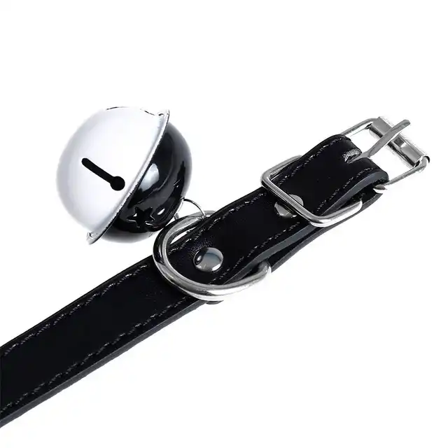 Oproducts - Collar with Bell PU-Leather. Czarna obroża z ekoskóry z intrygującym dzwoneczkiem. 