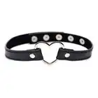 Master Series - Dark Heart Choker. Czarna skórzana obroża z zbudowanym serduszkiem, srebrne wykończenie i dodatki, wegańska skóra