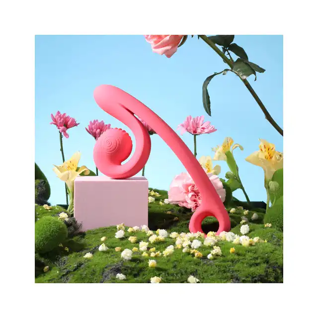 Snail Vibe - Curve Vibrator Pink USB. Innowacyjny wibrator z rozwijającym się stymulatorem łechtaczki. 2 potężne silniczki i nowe doznania!