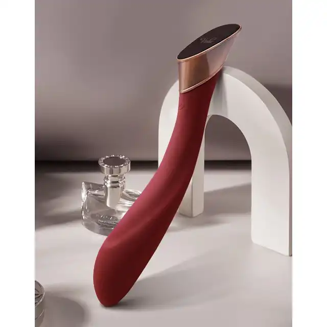 Viotec - Manto G-Spot Massager Red. Wibrator do punktu G z intuicyjnym ekranem LCD, stylowy i jakościowy dodatek do kolekcji