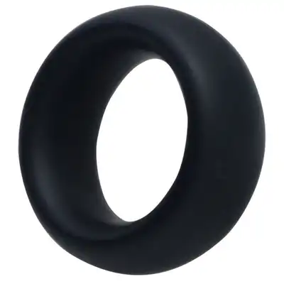 Toyz4Lovers - Timeless Cock Ring L size - ring na penisa poprawiający erekcję. Czarny 