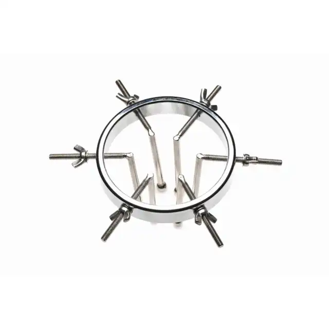 Master Series - Oculus Stainless Steel Anal Explorer. Ekstremalny wziernik analny ze stali nierdzewnej o max. rozwarciu 10 cm. Mocne doznania!