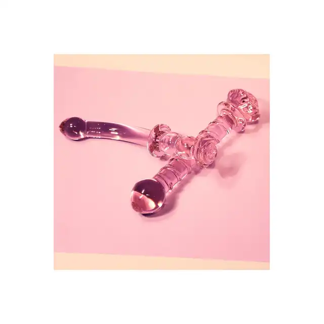 Glaze Glass - Rosebud G-Spot. Efektowne szklane dildo do stymulacji punktu G. Z elegancką szklaną różyczką 
