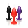 Master Series - Kink Inferno Drip Candles Black/Purple/Red. Zestaw kolorowych świec do BDSM w kształcie plugów analnych. Doskonały pomysł na urozmaicenie waszej sesji. 