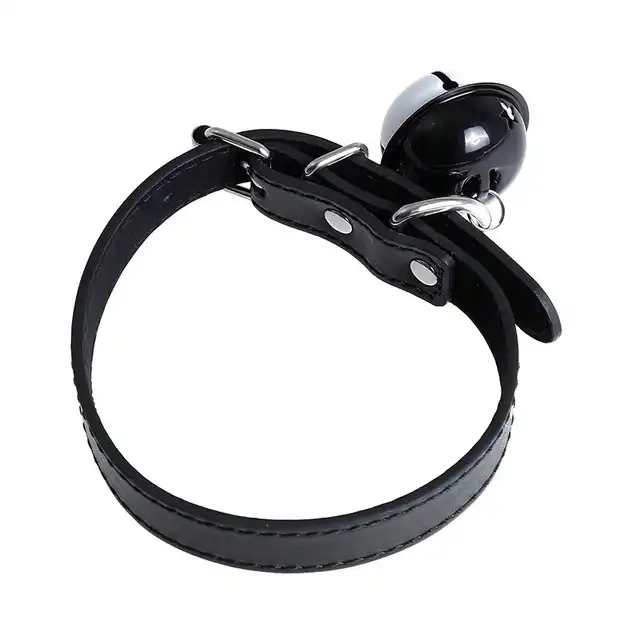 Oproducts - Collar with Bell PU-Leather. Czarna obroża z ekoskóry z intrygującym dzwoneczkiem. 