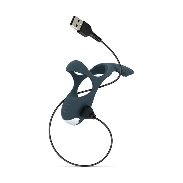 Boners  - Triple Cockring USB. Potrójny, wibrujący ring na penisa ze stymulującą wypustką. Doznania dla obydwojga