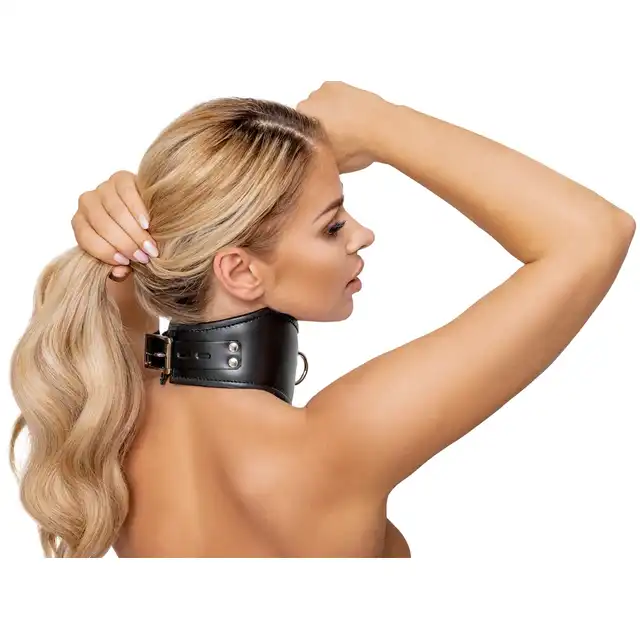 Bad Kitty - Collar black. Szeroka, skórzana obroża z ringiem do przypięcia smyczy, doskonale podkreśla uległość i pokorę w estetycznym stylu