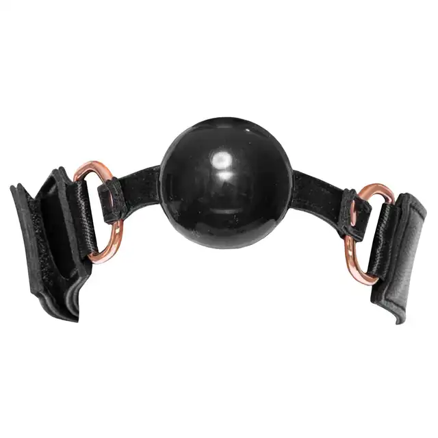 Bad Kitty - Ball Gag+Cuffs. Zestaw bondage silikonowy knebel w połączeniu z kajdankami, stylowe skórzane wykończenie