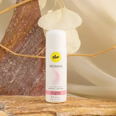 Pjur - Woman Silicone 30ml. Lubrykant silikonowy, idealny dla kobiet z wrażliwą skórą, zapewnia głębokie nawilżenie i intensywny poślizg