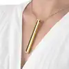 Le Wand - Vibrator Necklace Gold. Elegancki złoty wibrator w formie naszyjnika. Luksusowy naszyjnik z wibratorem o podłużnym kształcie