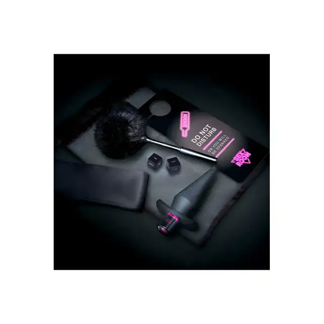 Sex Room - Anal Play Kit. 6-częściowy zestaw do zabaw analnych z czarnym plugiem wibrującym. Nowe spektrum wrażeń 