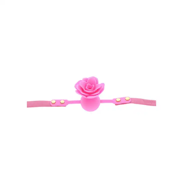 Taboom - Malibu Rose Ball Gag Pink. Knebel w kształcie róży, zapewnia bezpieczne i komfortowe dopasowanie, zwiększając poczucie bezradności i podniecenia fizycznego