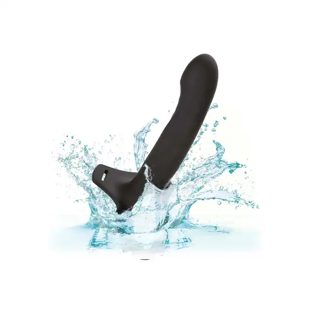 CalExotics - Boundless Rechargeable Harness. Wibrujący strapon z regulowaną uprzężą na biodra i uda, wielofunkcyjna przygoda pełna intensywnych wrażeń