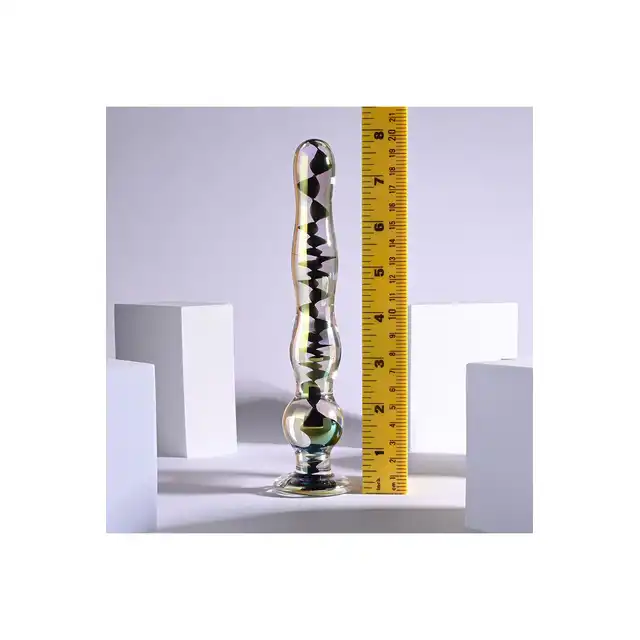 Playboy - Jewels Wand. Eleganckie szklane dildo z wąską końcówką i stopniowanymi koralikami, z kryształowym opalizującym wykończeniem