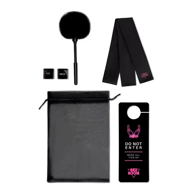 Sex Room - Anal Play Kit. 6-częściowy zestaw do zabaw analnych z czarnym plugiem wibrującym. Nowe spektrum wrażeń 