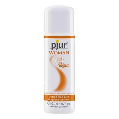 Pjur - Women Vegan Waterbased 30ml. Wegański lubrykant, formuła opracowana specjalnie dla kobiet, zawiera 100% wegańskie składniki