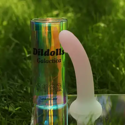 Love to Love - Dildoll Galactica - dwukolorowe dildo z silikonu z dodatkiem srebrnego brokatu