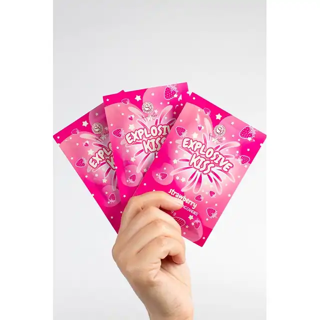 Secret Play - Strawberry Popping Candies. Strzelające cukierki stymulacyjne o smaku soczystej truskawki, dodaj element wow do swoich sesji seksu oralnego