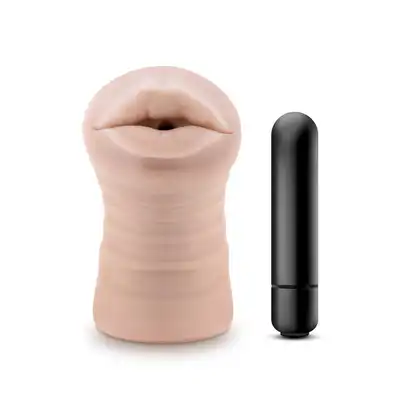 Blush - Enlust Nicole Vibrating. Realistyczny masturbator z mini wibratorem w zestawie, inspirowany soczystymi ustami kochanki AI