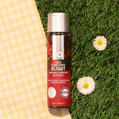 System JO - H2O lubricant cherry 120 ml - Profesjonalny lubrykant na bazie wody o smaku soczystych wiśni. Bez dodatku cukrów