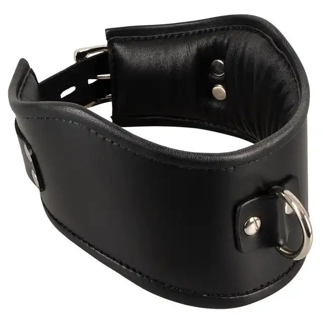 Bad Kitty - Collar black. Szeroka, skórzana obroża z ringiem do przypięcia smyczy, doskonale podkreśla uległość i pokorę w estetycznym stylu