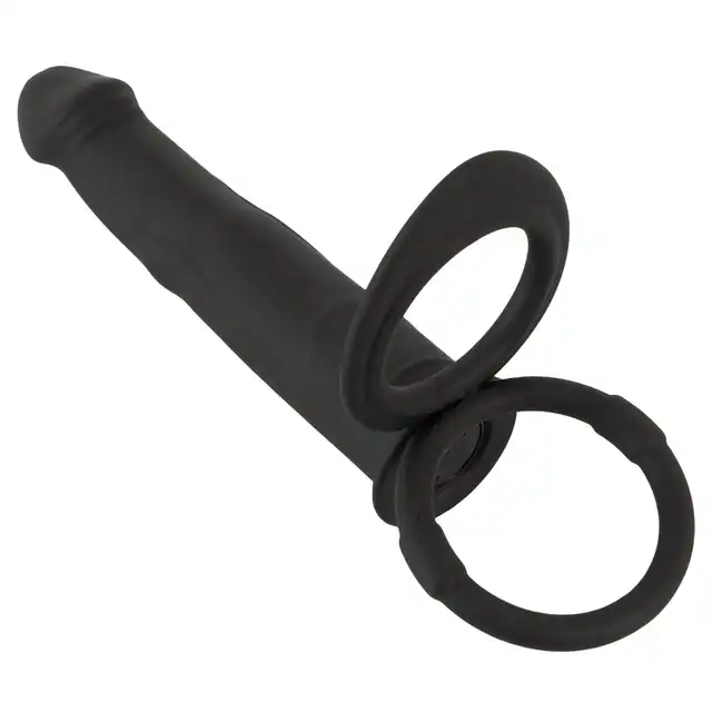 Black Velvets - Vibrating RC Double Fucker. Strapon męski, analny wibrator z pierścieniem na penisa i jądra, zapewniające intensywne doznania podwójnej penetracji