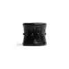 Sport Fucker - Deep Stack Ring Black. Szeroka nakładka na jądra, który rozciąga się do 300% swojego rozmiaru
