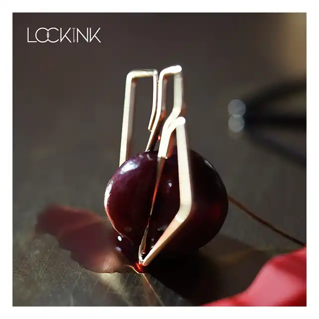 LOCKINK - Nipple Clamps Gold. Złote zaciski na sutki o wyjątkowym i eleganckim designie