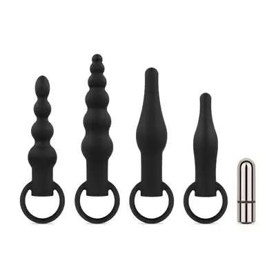 EasyToys - Anal Plug Set With Bullet Vibrator. Zestaw korków analnych z mini wibratorem, różne kształty i rozmiary