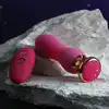 Buttocks - The Elegant Buttplug. Wibrujący różowy korek analny z 7 trybami wibracji, 3 prędkościami i pilotem zdalnego sterowania