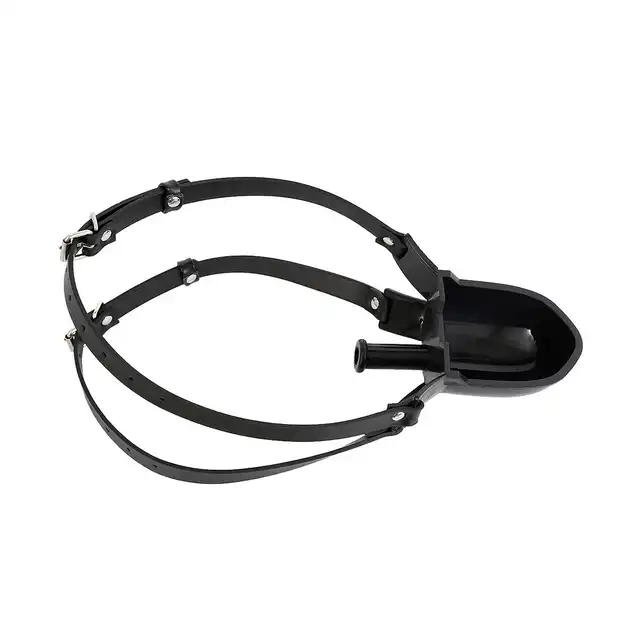 Kiotos - BDSM Funnel Mouth Gag. Knebel z lejkiem i kubkiem do nalewania, wysokiej jakości akcesorium, niezapomniane doznania podczas zabaw BDSM
