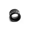Sport Fucker - Deep Stack Ring Black. Szeroka nakładka na jądra, który rozciąga się do 300% swojego rozmiaru