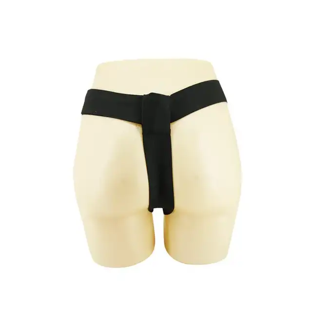 Baile - Strapon Ultra Passionate Harness 6,2'. Realistyczny strap-on z uprzężą, zapewniający pełne i długotrwałe doznania