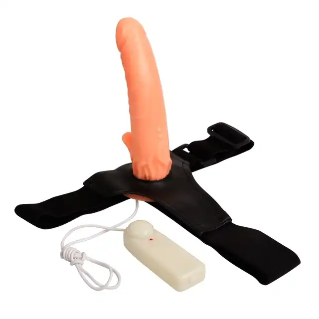 Baile - Passionate Harness Strap-On. Wibrujący strap-on o realistycznym designie i wielostopniowej regulacji intensywności