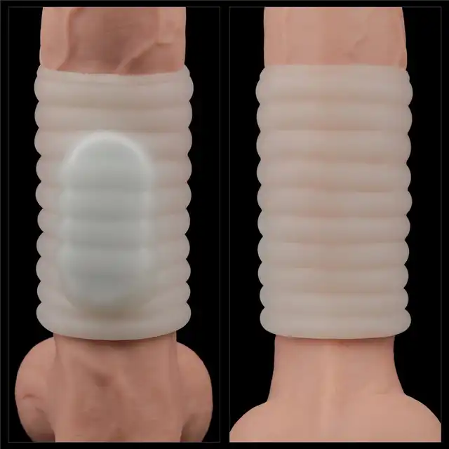 LoveToy - Vibrating Wave Knights Ring White. Wibrująca nakładka na penisa o super stymulującym kształcie, wibracje i pogrubienie członka