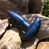 Durex Play - Pop &amp; Buzz. Silikonowy korek analny z wibracją, miękki i gładki materiał z opalizującym zakończeniem