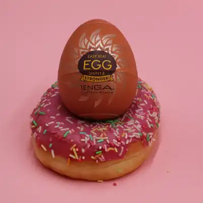 Tenga - Egg Shiny II. Kieszonkowy masturbator jajeczko ze spiczastymi wypustkami, intensywna stymulacja