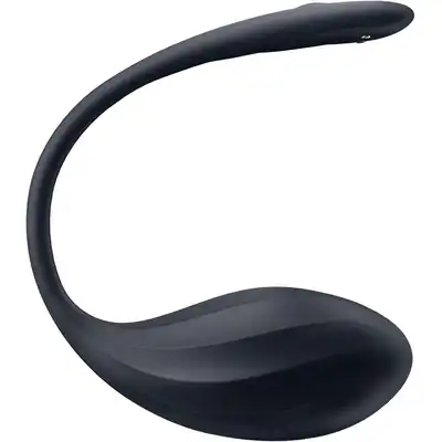 Satisfyer - Ribbed Petal Connect App Black. Czarne wibrujące jajeczko na pilota i aplikację, intensywna stymulacja punktu G