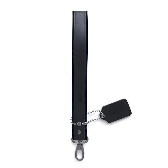 Brutus - Short Leather Leash. Krótka skórzana smycz zapewnia pełną kontrolę i bliskość, oferuje wytrzymałość oraz elegancki design