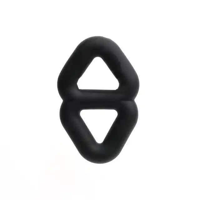 Sport Fucker - Binder Ring Black. Silikonowy podwójny pierścień, który oferuje ciaśniejsze dopasowanie, zapewniając intensywniejsze doznania