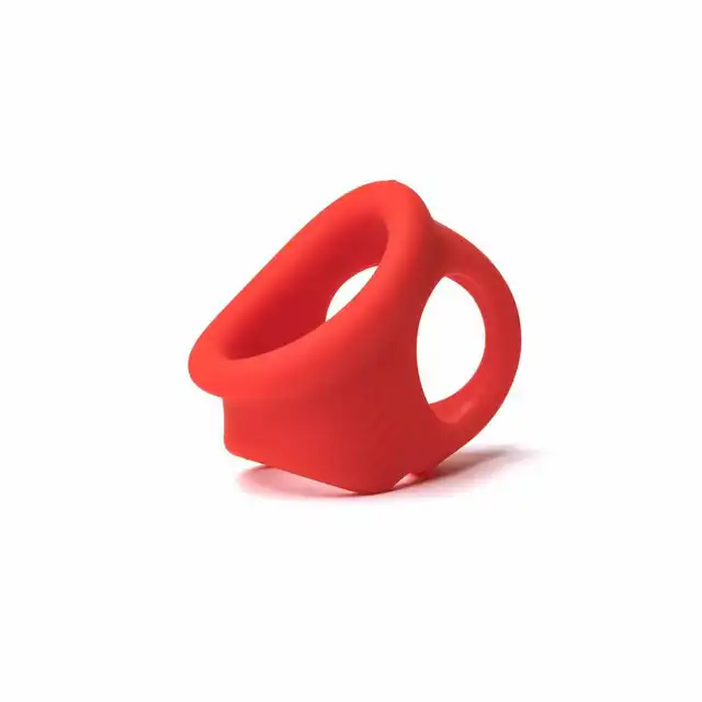 Sport fucker - liquid silicone cock chute - super miękki pierścień z płynnego silikonu dla komfortu i delikatnej stymulacji w kolorze czerwonym