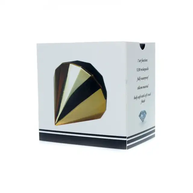 Boys Series - Diamond Air Massager Gold. Elegancki stymulator ciśnieniowy do łechtaczki w kształcie diamentu