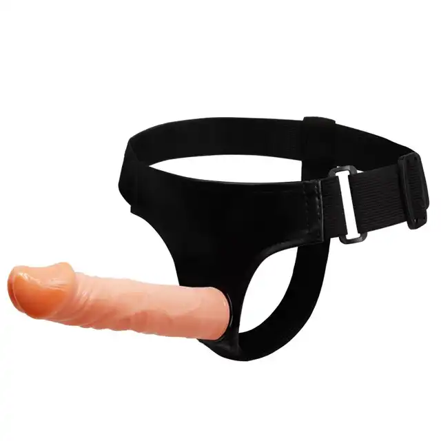 Baile - Jessica Strap-on. Realistyczne strap-on dildo z elastycznym paskiem i stymulującymi detalami dla pełnej satysfakcji