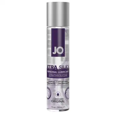 System JO - Xtra Silky Thin Silicone Lubricant 30 ml. Delikatny, silikonowy lubrykant na bazie wody wzbogacony o witaminę E. Doskonałe nawilżenie bez końca! Mega Sale!