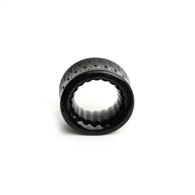 Sport Fucker - Low Stack Ring Black. Innowacyjna nakładka na jądra z odwracalnym designem, rozciągliwa