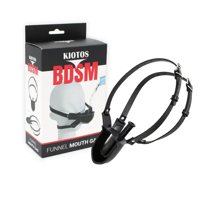 Kiotos - BDSM Funnel Mouth Gag. Knebel z lejkiem i kubkiem do nalewania, wysokiej jakości akcesorium, niezapomniane doznania podczas zabaw BDSM